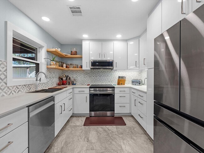 Foto del edificio - 712 Barbara St