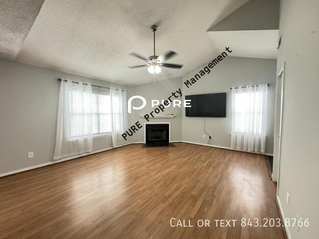 Foto del edificio - Beautiful Condo in North Charleston!