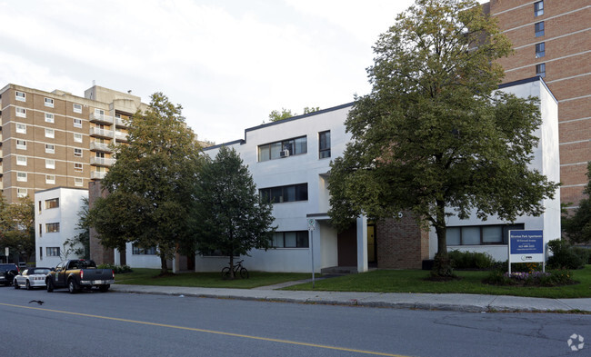Building Photo - 55-65 Burnside Ave