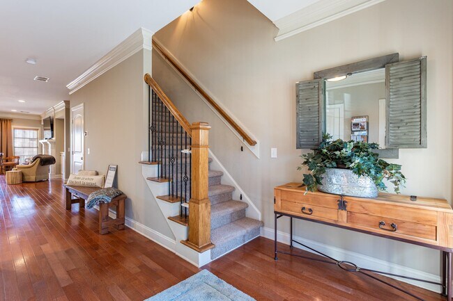 Building Photo - 102-A MALLARD Dr