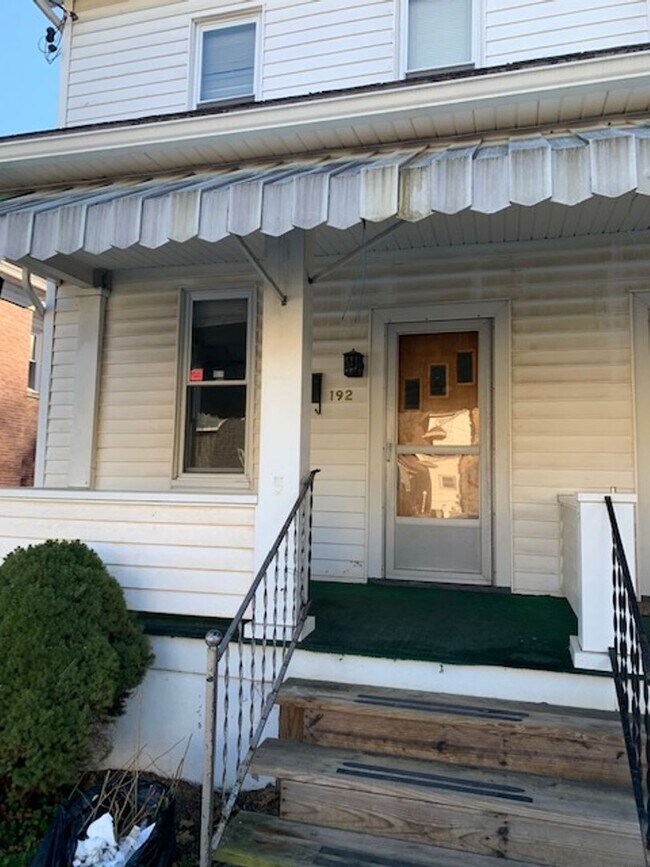 Building Photo - REInvest, LLC-192-194 Derby Street