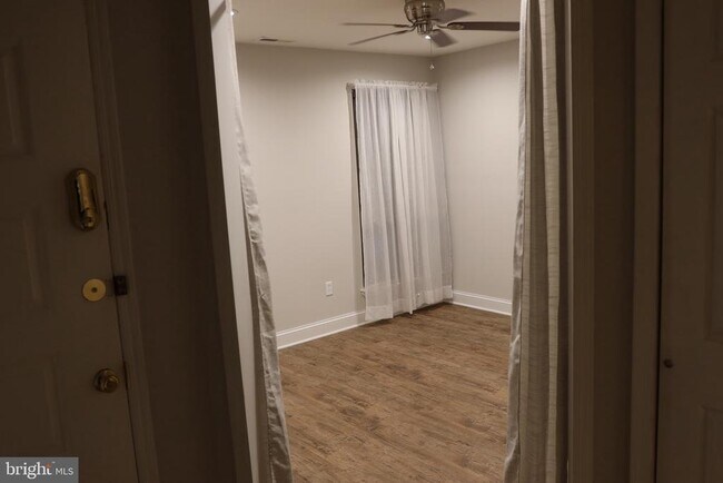 Foto del edificio - 13 Tulip Ct