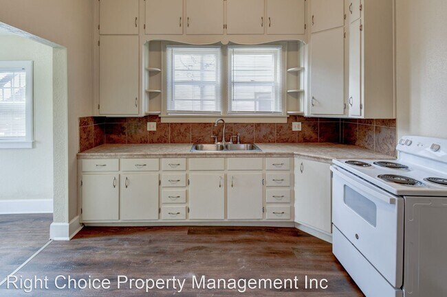 Building Photo - 3 br, 2 bath House - 304 Alabama St.