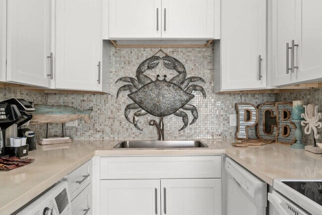 Foto del edificio - 8743 Thomas Dr