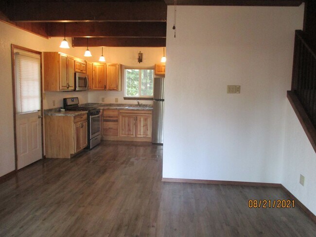 Foto del edificio - One Bedroom PLUS Loft!! Completely redone!  Beautiful Sierra Village Chalet!