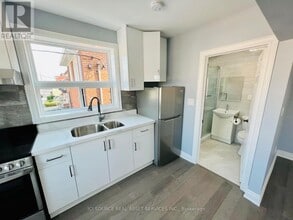 Building Photo - 1342 Weston Rd