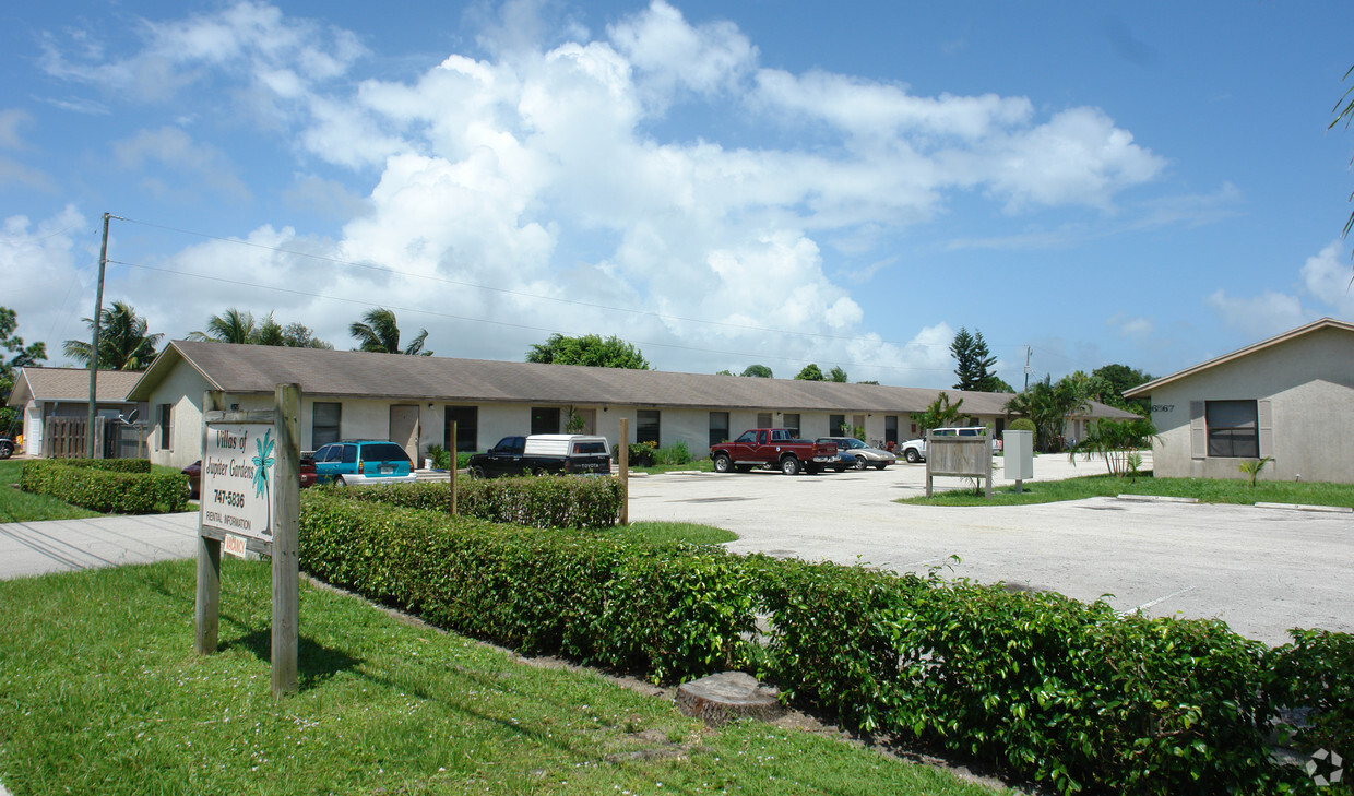 Primary Photo - Villas Of Jupiter Gardens