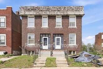 Building Photo - 3127 Clay Ave