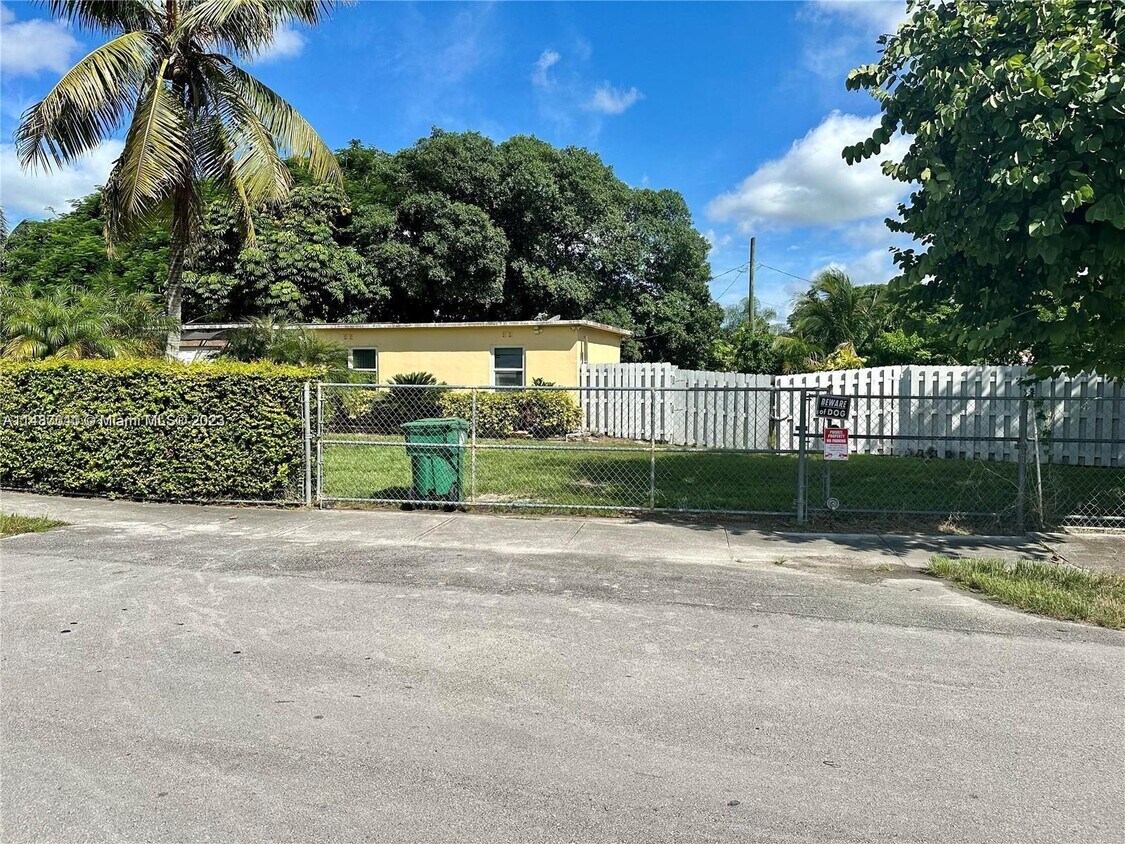 15445 Hayes Ln, Homestead, FL 33033 House Rental in Homestead, FL