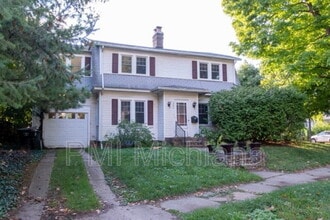 Building Photo - 1151 Hillcrest Rd