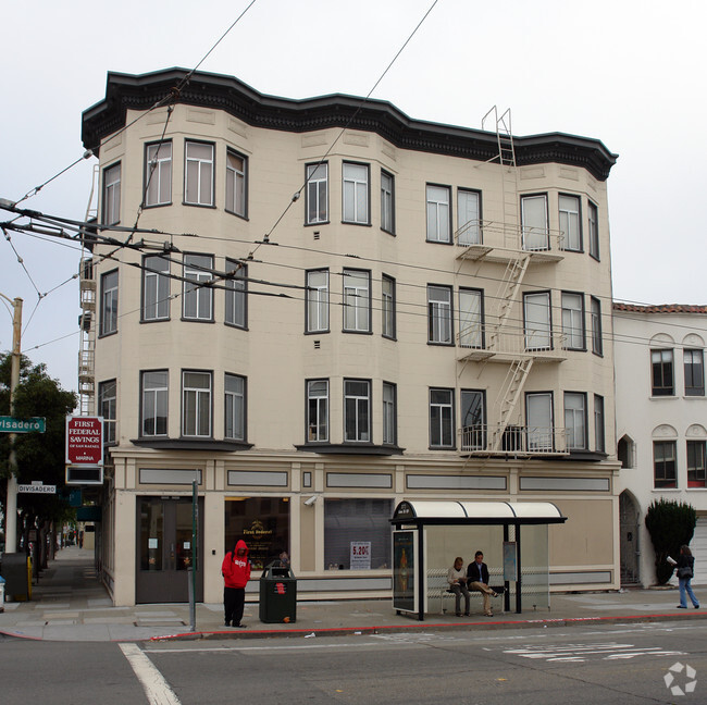 Building Photo - Chestnut Street Apartments