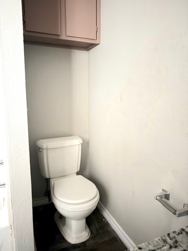 Photo - Wakefield Drive House