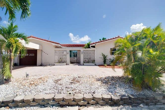 Foto principal - 2030 SW 23rd Ave