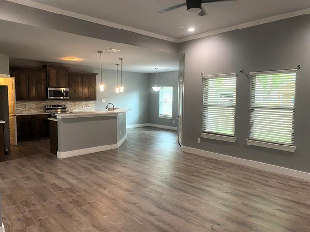 Foto principal - 605 E McGee St