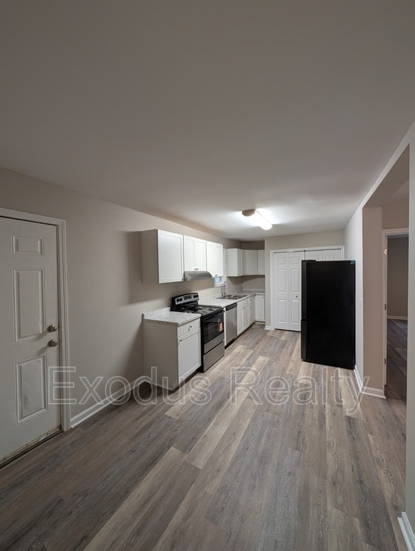 Foto del edificio - 414 Maple Ave