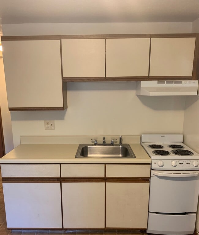Building Photo - Mill Street Realty