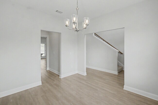 Foto del edificio - 173 Mcclelland Lp NE