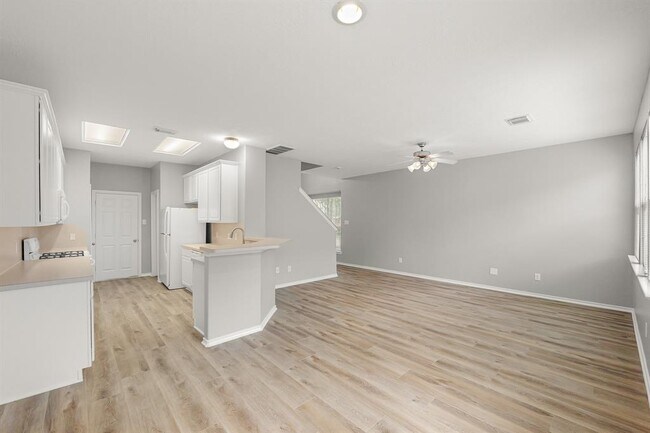 Foto del edificio - 17515 Kennesaw Mountain Ln