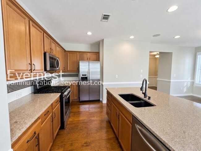 Foto del edificio - 4302 Laurel Creek Ct SE