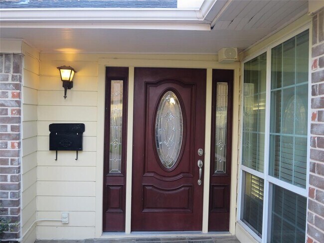Foto del edificio - 1006 Walnut Bend Ln