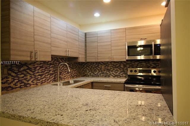 Foto del edificio - 9301 SW 92nd Ave