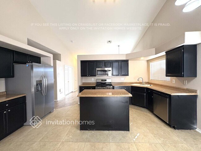 Foto del edificio - 2424 Carolina Ct