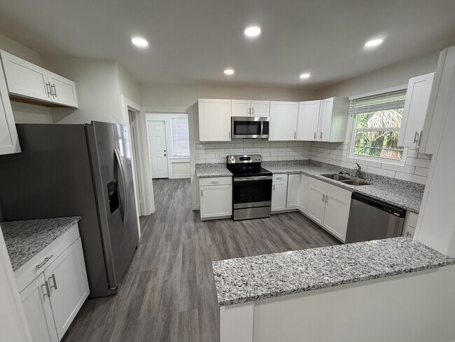 Foto del edificio - 2 Bed/1.5 Bath