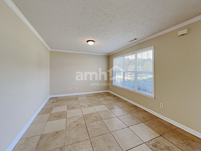 Foto del edificio - 210 Courtlyn Way