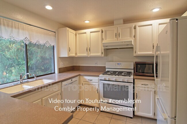 Foto del edificio - 4145 Ames Lake-Carnation Rd NE