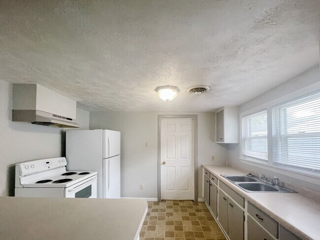 Foto del edificio - Washer/Dryer Hook-Ups