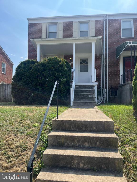 Foto principal - 210 Cherrydell Rd