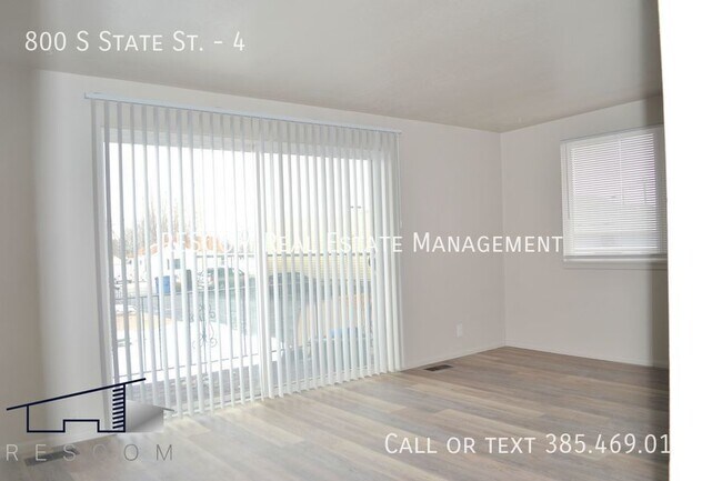 Building Photo - Updated Clearfield 2 Bedroom Apartment!