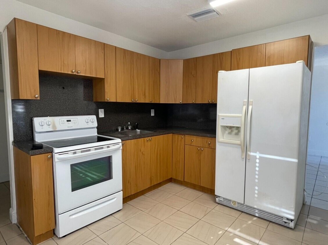 Foto principal - 1783 NW 16th St