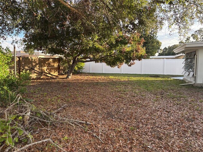 Foto del edificio - 1751 Suffolk Dr