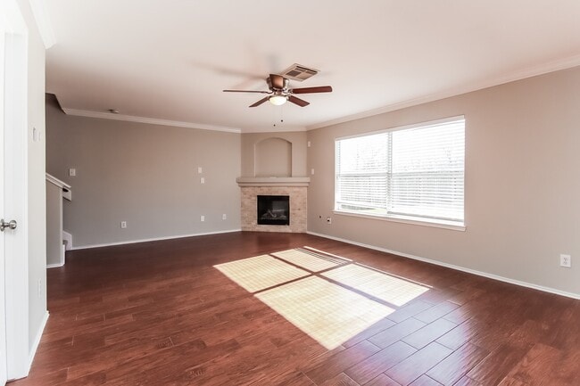 Foto del edificio - 12902 Trail Hollow Ct