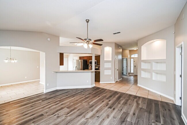 Foto del edificio - 2916 Waters View Cir