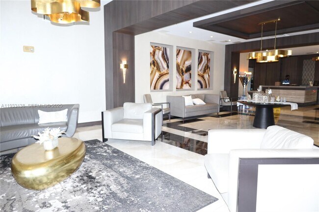 Foto del edificio - 20515 E Country Club Dr