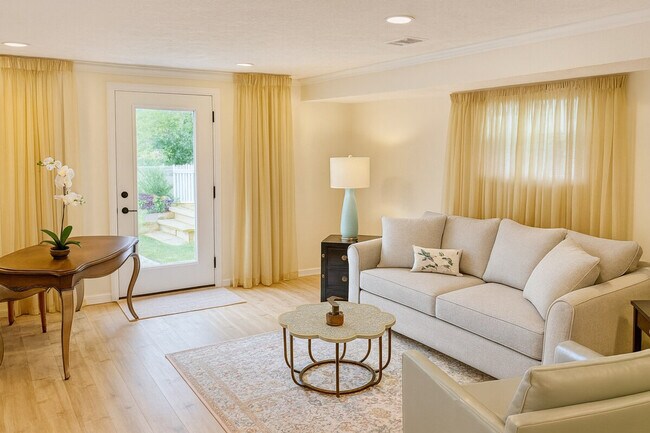 Foto del edificio - 6416 22nd Rd N