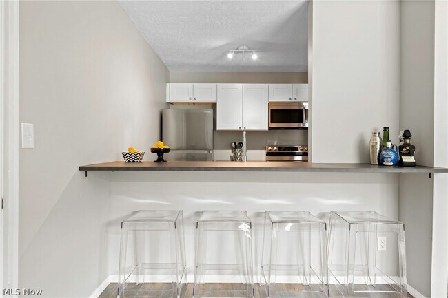 Foto del edificio - 10532 Clifton Blvd