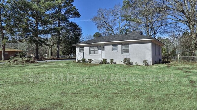 Foto del edificio - 4201 Searcy St