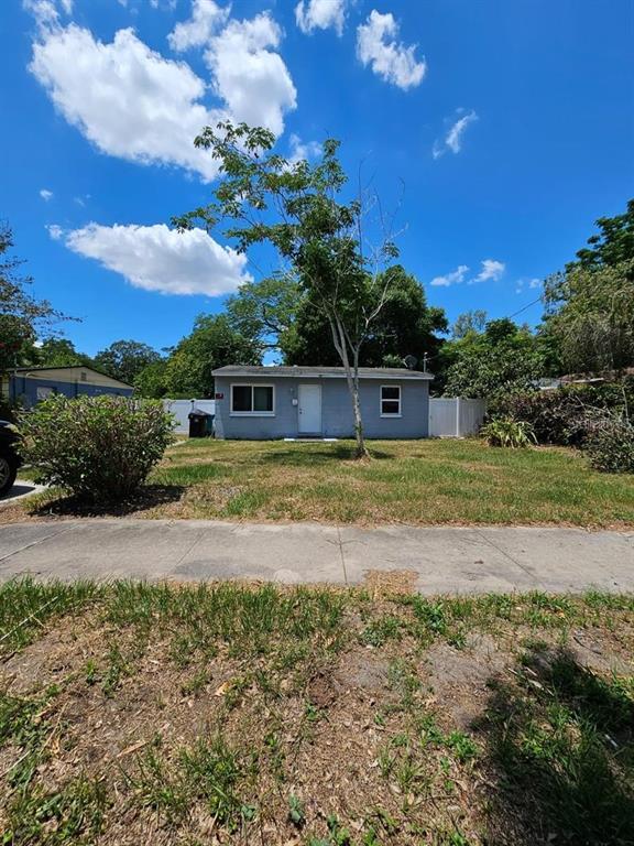 Primary Photo - 1718 Guinyard Way