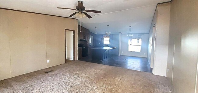 Foto del edificio - 16570 Eastchase St