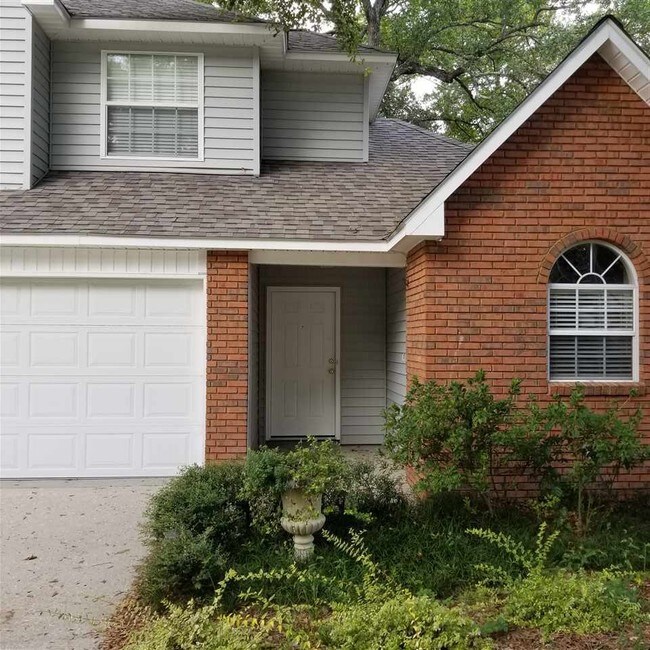 Building Photo - 5376 Paddington Dr