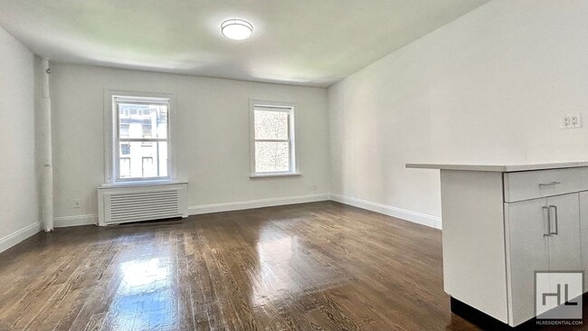 Building Photo - EAST 65 STREET