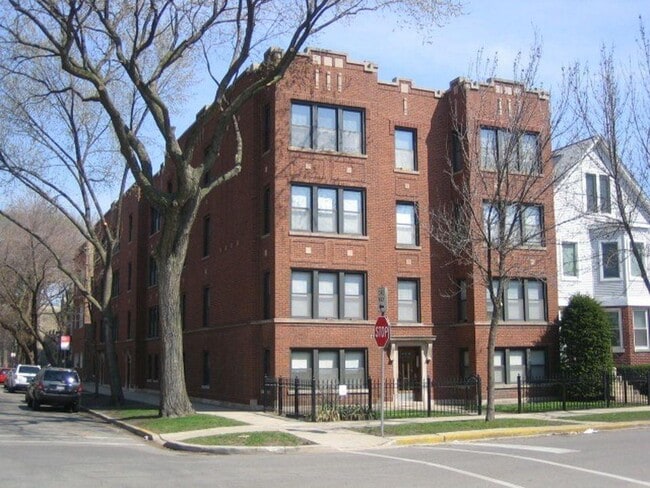 Building Photo - 1474 W Byron St