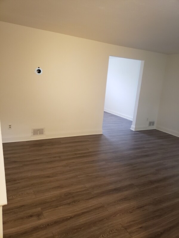 Foto del edificio - 1523 Dunluce Dr