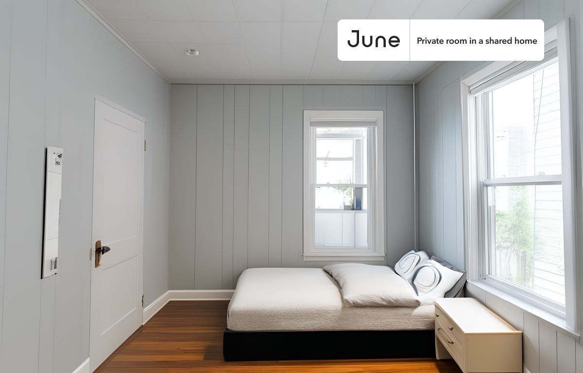 Private bedroom in 3 bed/1 bath Home - Private bedroom in 3 bed/1 bath Home