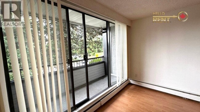 Building Photo - 9270-9270 Salish Ct