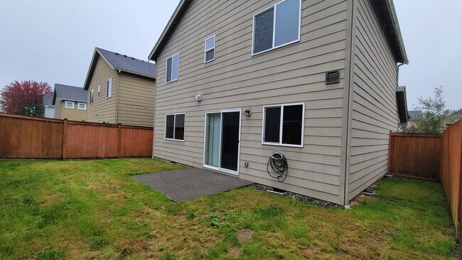 Building Photo - 10021 2nd Pl NE