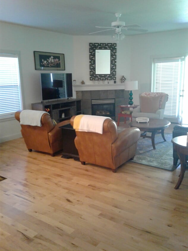 Primary Photo - Great Location for a rental